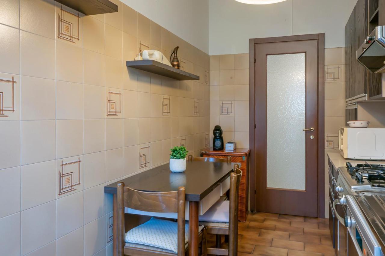 Cozy Apartment Treviso 31 Milano Exteriör bild